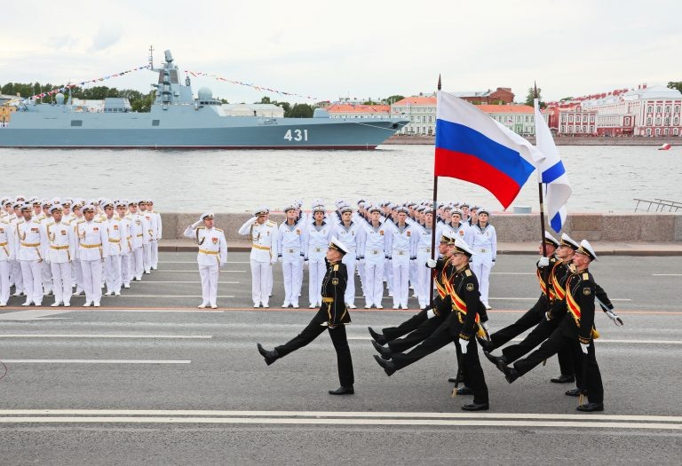 Главный военно-морской парад в Петербурге отменён из-за вопросов безопасности